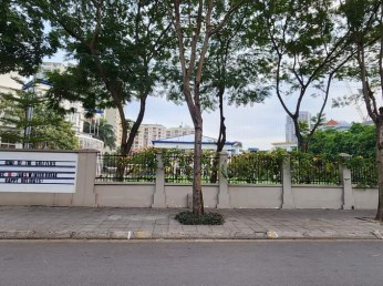 Bán biệt thự đơn lập phố Trần Kim Xuyến, Cầu Giấy 200m², MT 13.5m xây 4 tầng, ô tô, KD. LH: 0366051369