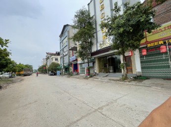 Bán đất thổ cư đường QL 23B Đại Thịnh Mê Linh dt 700m2 Lô góc 2 mặt tiền, giá 20tr/m2. LH 0974375898