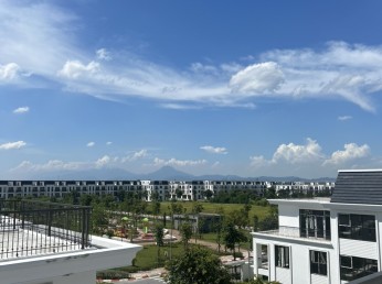 Căn biệt thự song lập duy nhất 4 mặt thoáng, Diện tích 250m2 mặt tiền 10m, view 2 công viên, sát căn góc