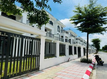 NHÀ PHỐ THƯƠNG MẠI  HUD MÊ LINH CENTRAL CẤT NÓC – CƠ HỘI VÀNG CHO NHÀ ĐẦU TƯ & TIỂU THƯƠNG