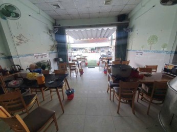 Chính chủ bán nhà ngay sát chợ Bình Chánh, TP.HCM Vị trí đắc địa chỉ 800 triệu