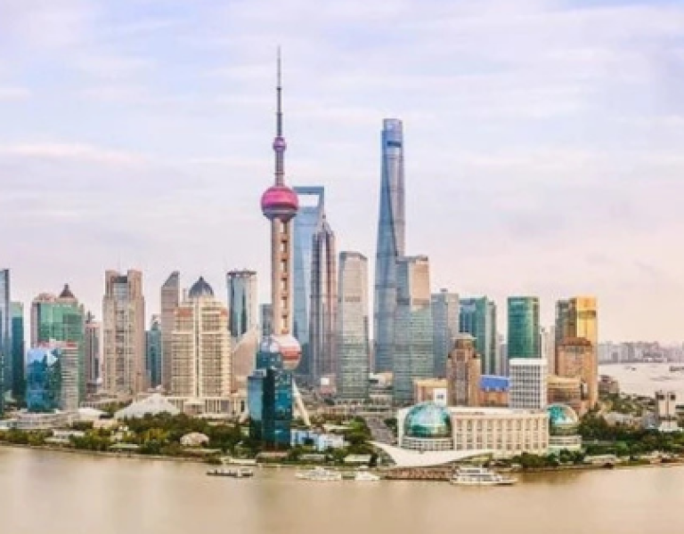 Việt Nam vươn lên trở thành 1 trong 3 thị trường mới nổi dẫn đầu năm 2025 về tốc độ phát triển công nghiệp và đầu tư