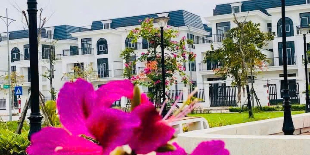 DUYNHẤT 01 CĂN BIỆT THỰ ĐƠN LẬP  375M2 – HUD MÊ LINH - GIÁ 60 TRIỆU/M2 ( ĐẤT+ NHÀ) – TRUNG TÂM HÀNH CHÍNH – CÁCH VIN ĐAN PHƯỢNG 1 CÂY CẦU