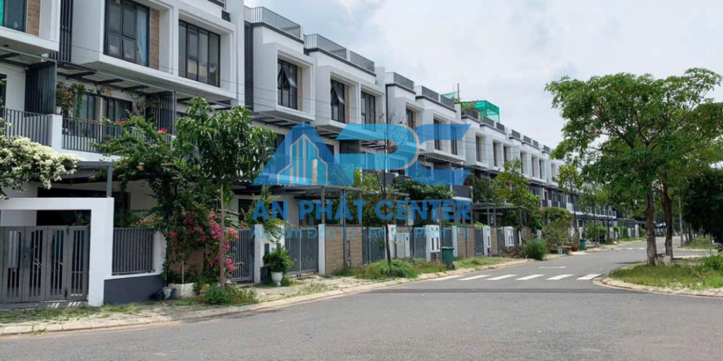 Chính chủ bán căn nhà phố 100m2 Đông Tăng Long giá có thương lượng tại Thủ Đức