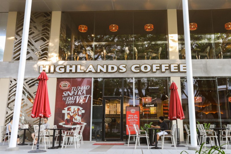 Cà phê Highlands gần toà nhà VID Tower 1